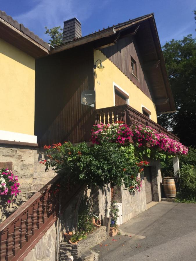 Winzerhaeuschen Kern Apartment Fehring Bagian luar foto